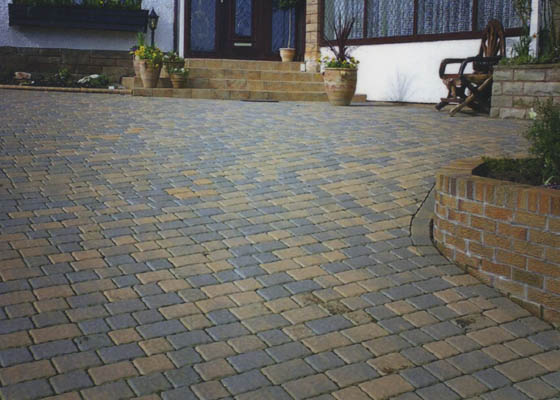 KC Landscaping & Driveways Salisbury Wiltshire block paving/
