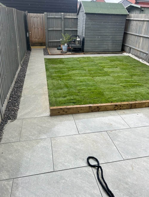 KC Landscaping & Driveways Salisbury Wiltshire photo of a patio